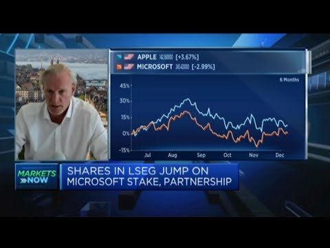 Apple vs. Microsoft? Outperforming fund manager says there&#039;s a clear winner