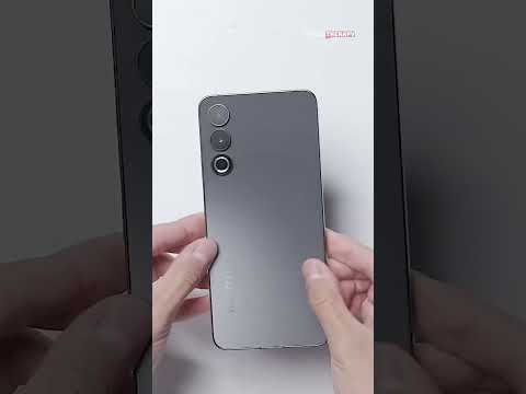 Meizu 20 Unboxing - Minimalist Flagship Smartphone 2023! #Shorts