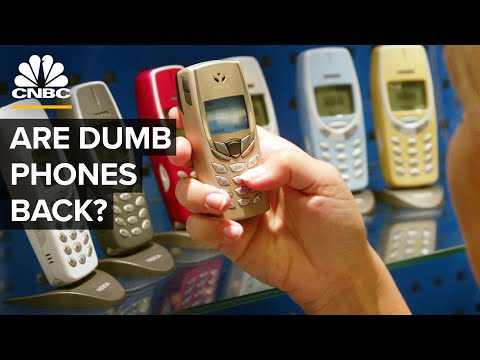 The Rise Of Dumb Phones